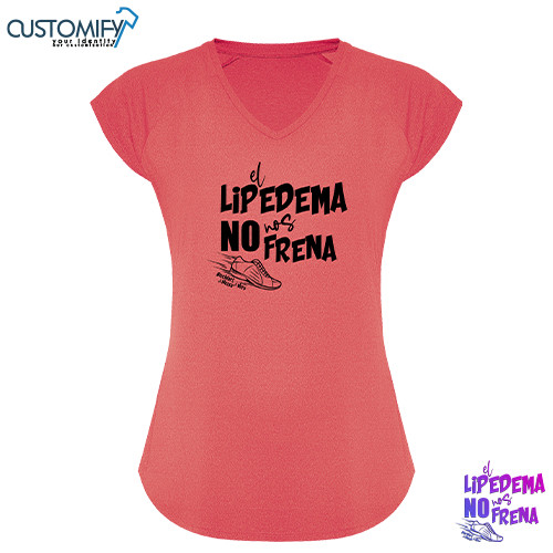 Camiseta MC. técnica multi-deporte estilo manga ranglan. Cuello pico, Mujer Coral EL LIPEDEMA NO NOS FRENA